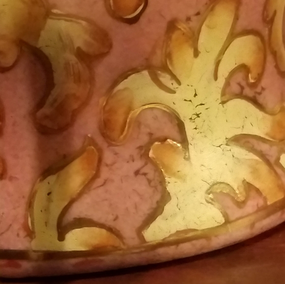 🌺SOLD🌺 Large Antique Tapestry Porcelain Vase - Picture 3 of 6